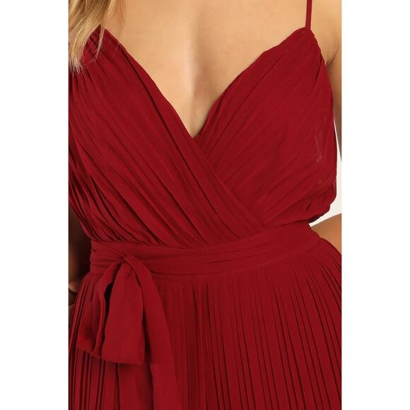 Lulu's Pleat and Thank You Wine Red Pleated Jumpsuit Sz S - Picture 15 of 16